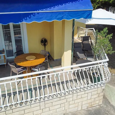 Design Jamar By Interhome Lovran