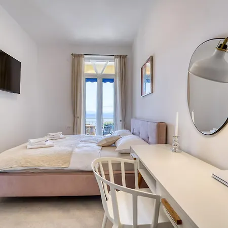 Design Jamar By Interhome Appartement Lovran