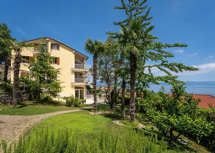 Design Jamar By Interhome Lovran